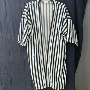 14th & Union Striped Kimono - Black, White, Green